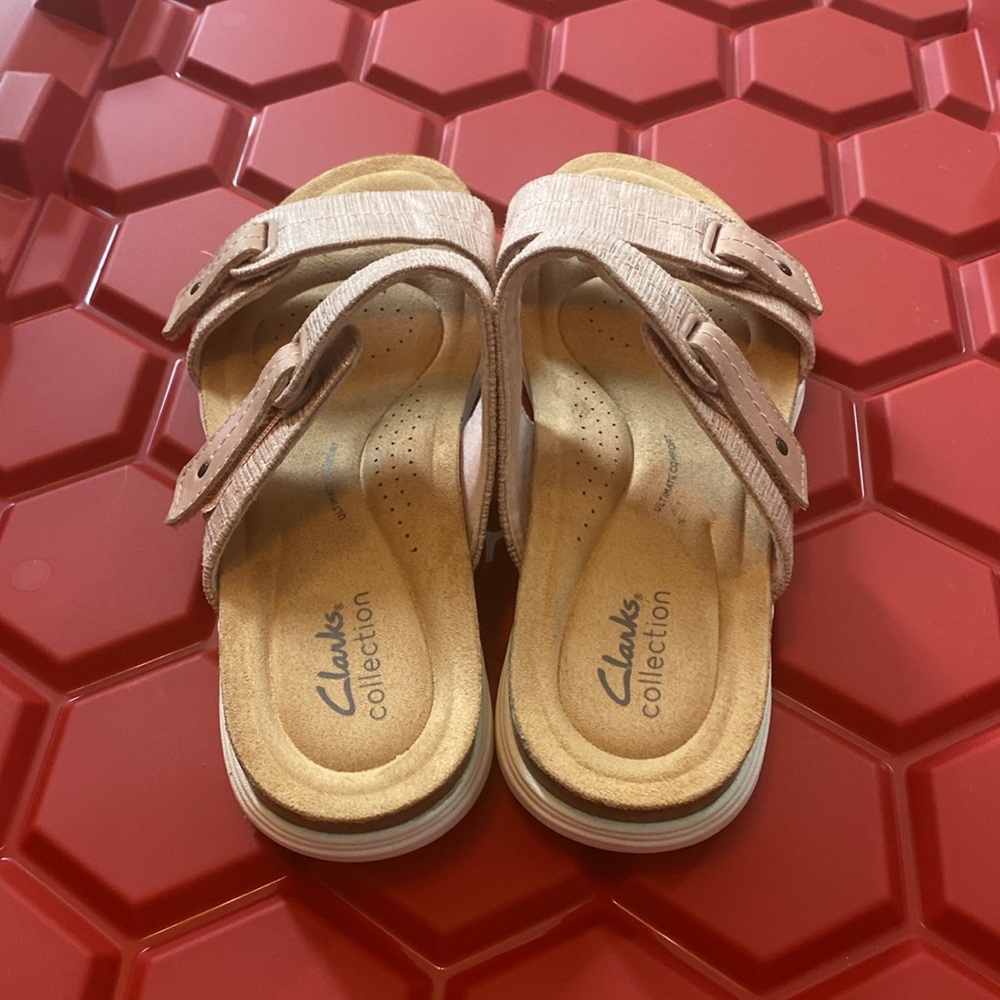 Clarks Collection Sandals - Picture 4 of 11